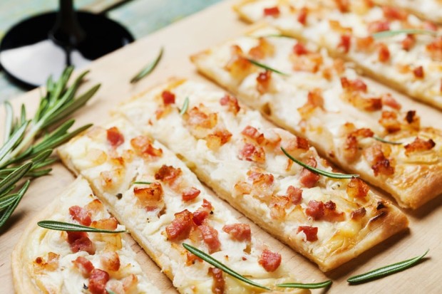 Tarte flambée (Flammekueche - Flamenkuche)